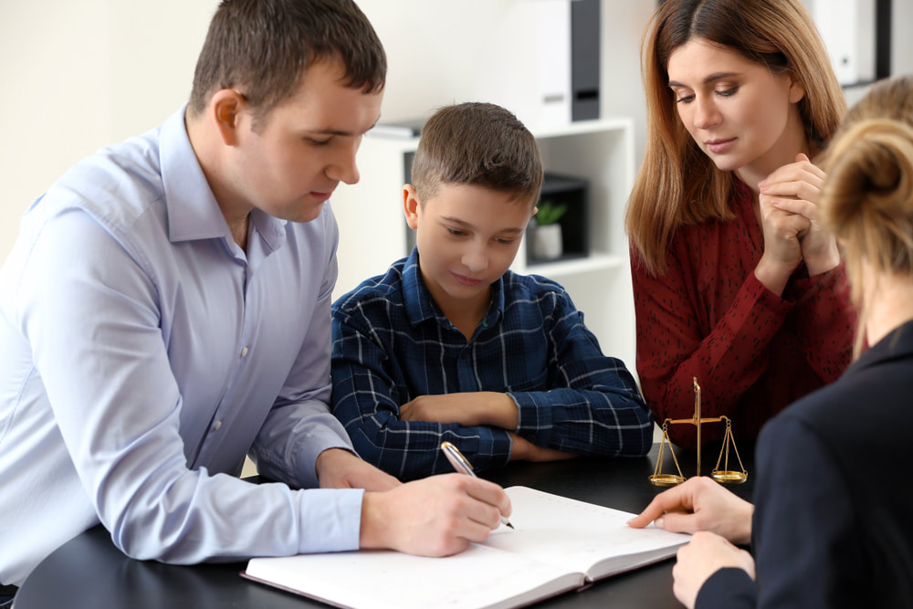 5 Signs You Need To Hire A Child Custody Lawyer